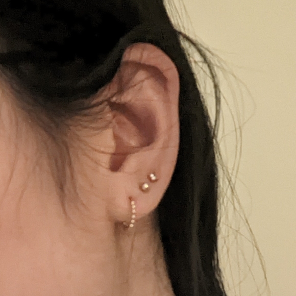 14K Solid Yellow or White Gold Beaded Thin Hoop Earrings = "the Simple T… - Picture 4 of 5